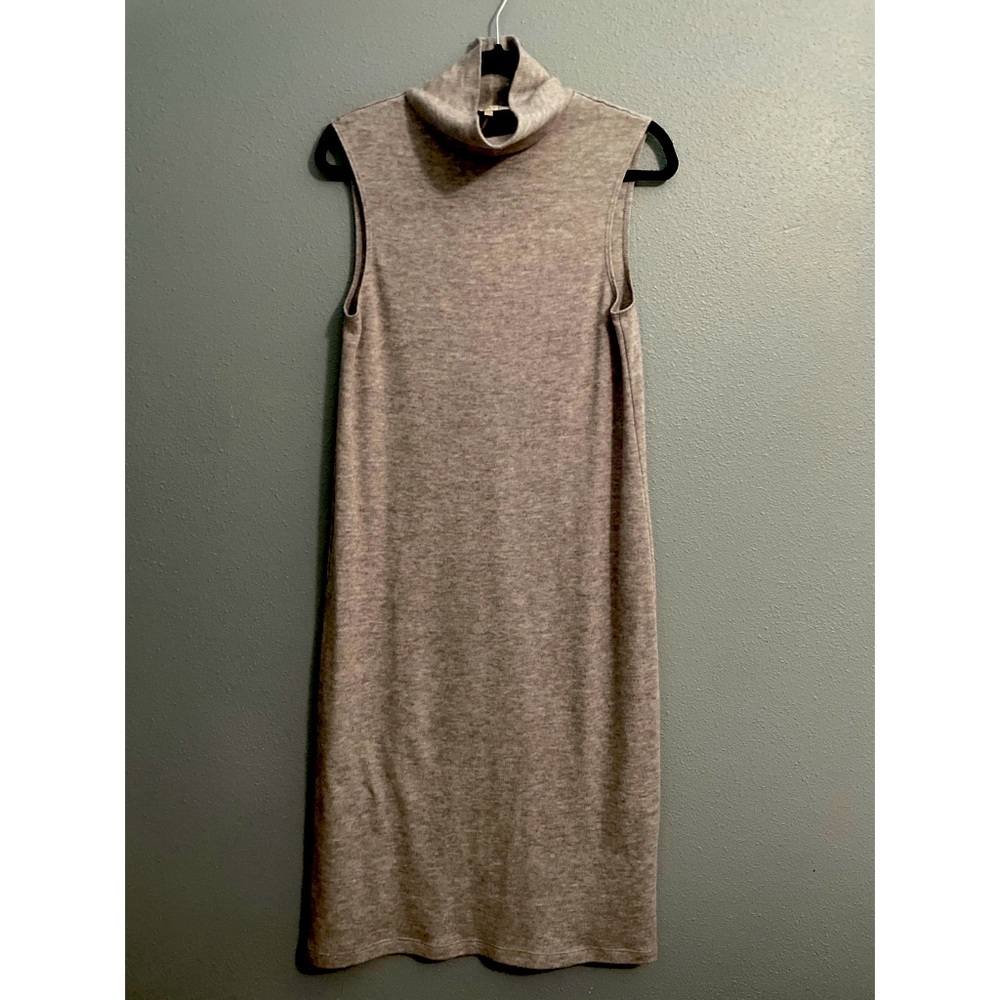 WAYF Turtleneck Sleeveless Dress, lightweight sweater material, Grey, M